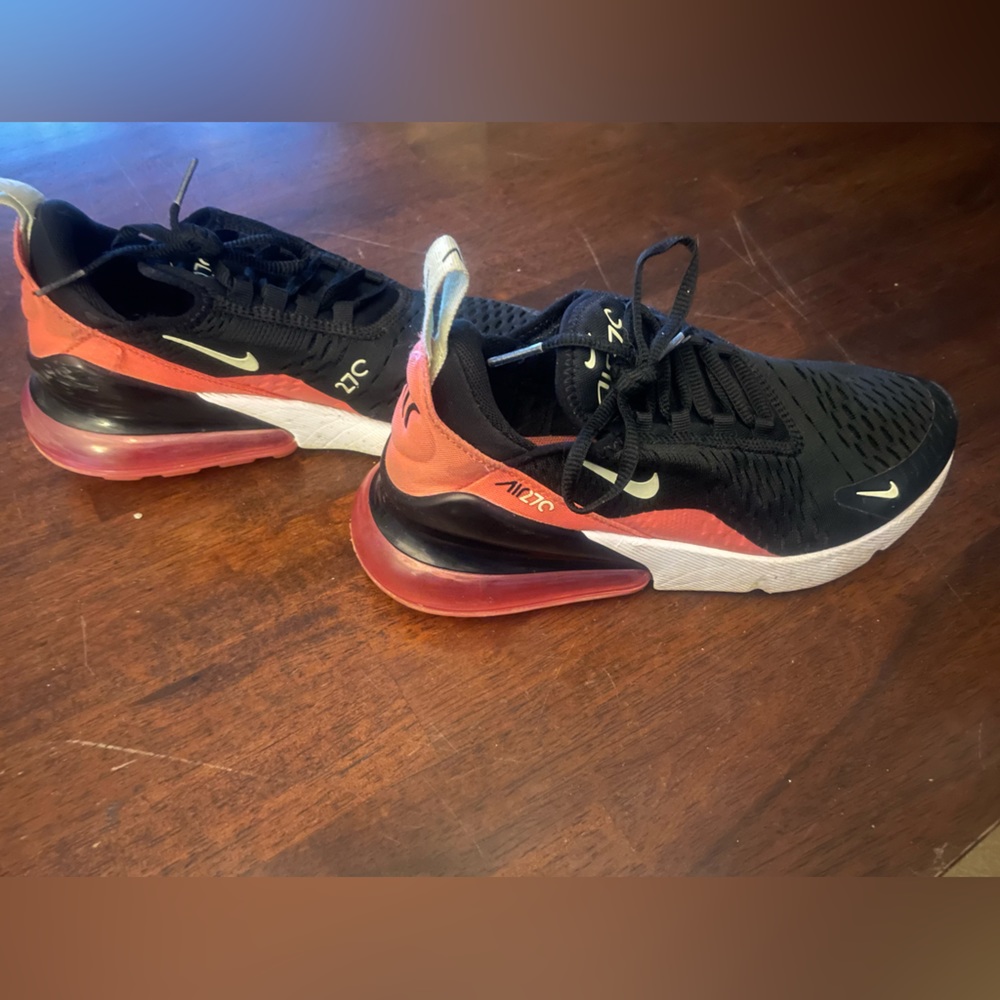 Nike Air Max 270 size 6.5 Youth